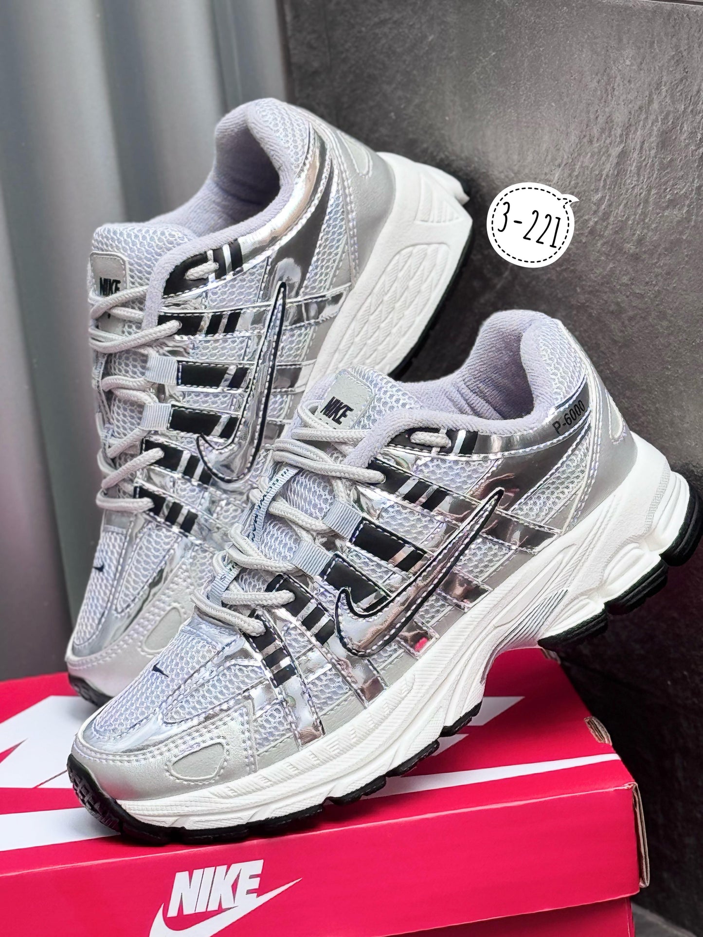 Nike P-6000 – Retro Running unisex