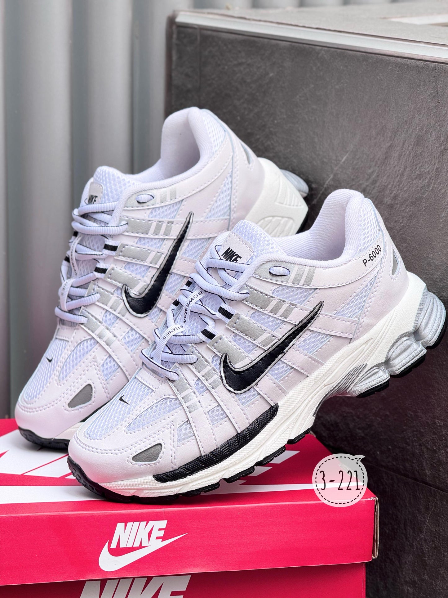 Nike P-6000 – Retro Running unisex